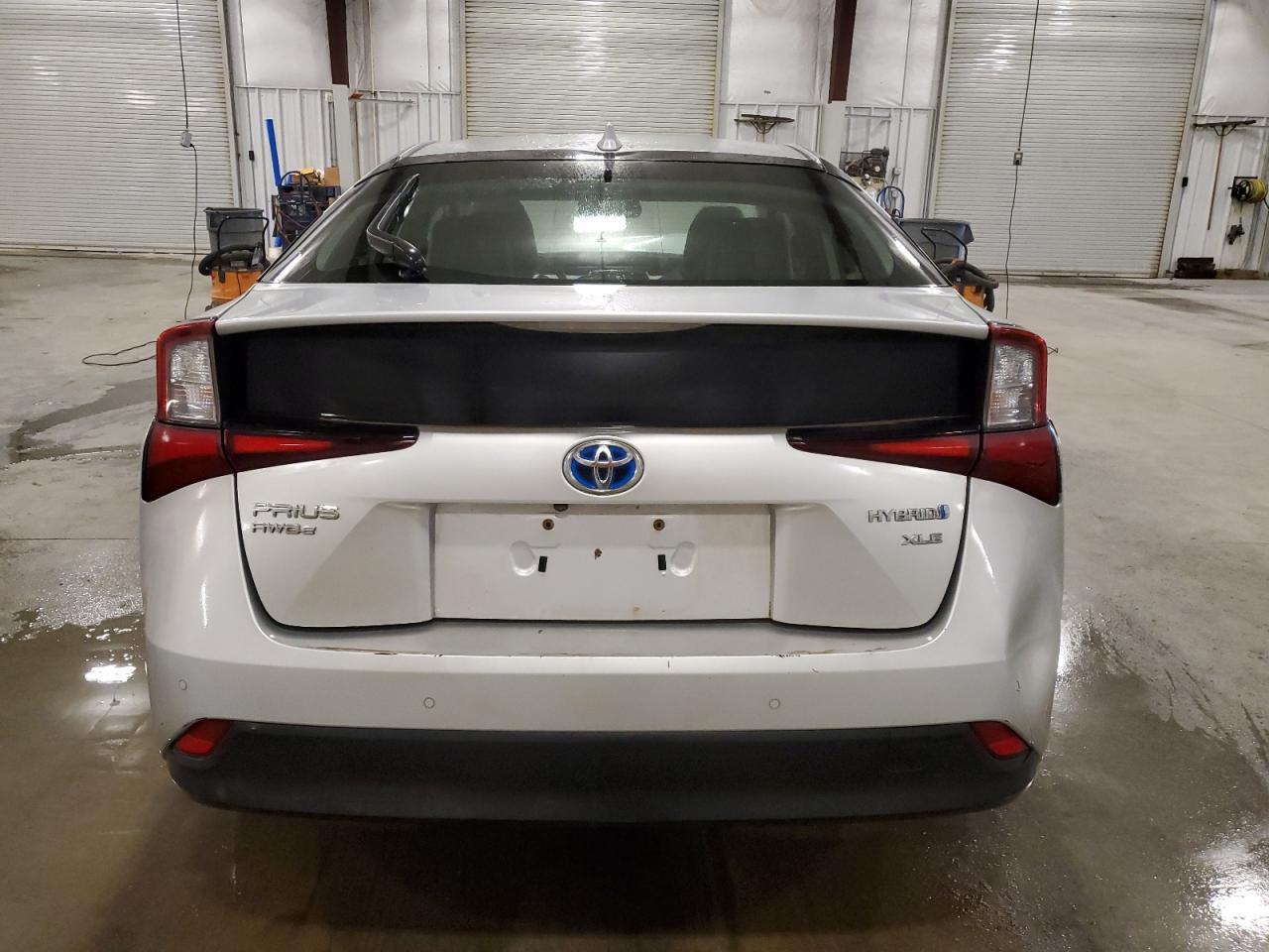 2019 Toyota Prius - Фото 6