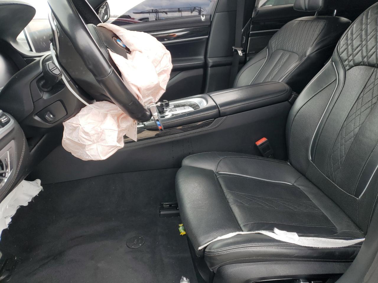 2021 BMW 750 Xi - Image 7