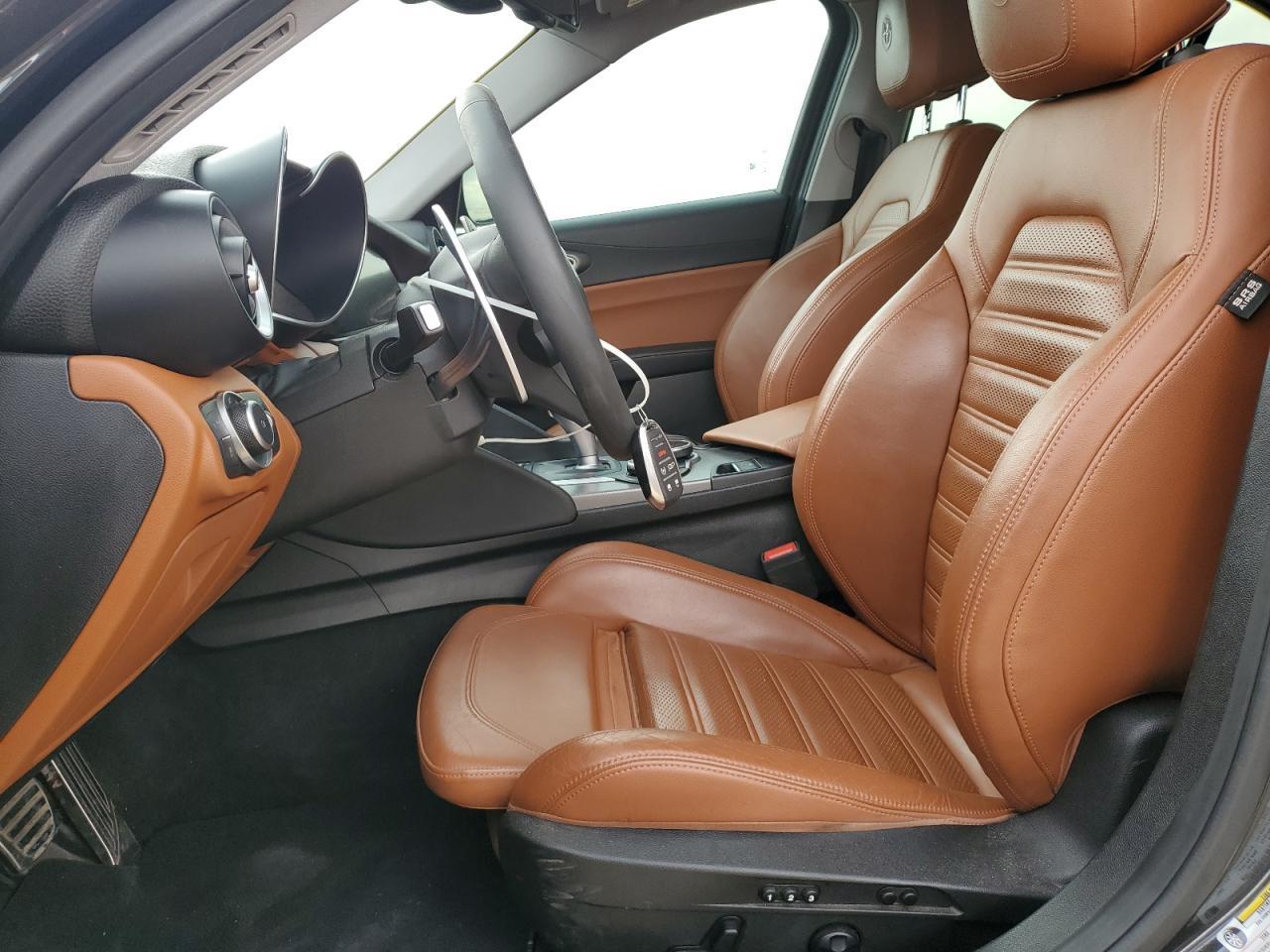 2018 Alfa Romeo Giulia Ti Q4 - Фото 7