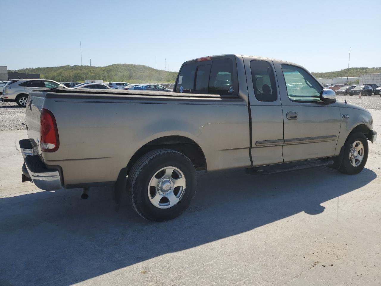 2001 Ford F150 - Фото 3