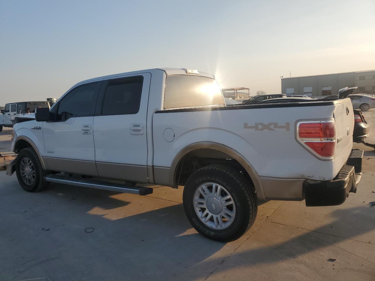 2012 Ford F150 Supercrew - Фото 2