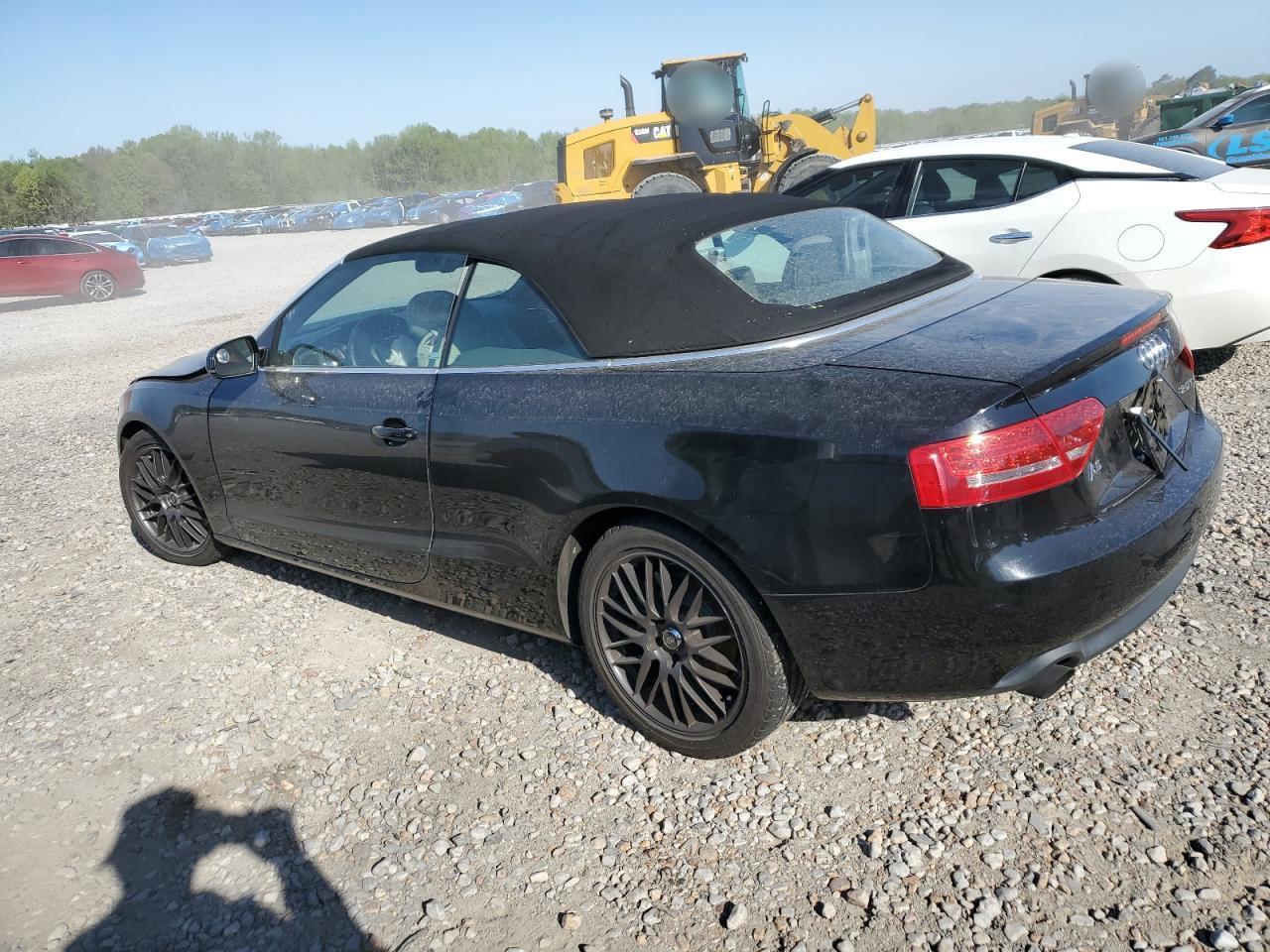 2010 Audi A5 Premium Plus - Фото 2