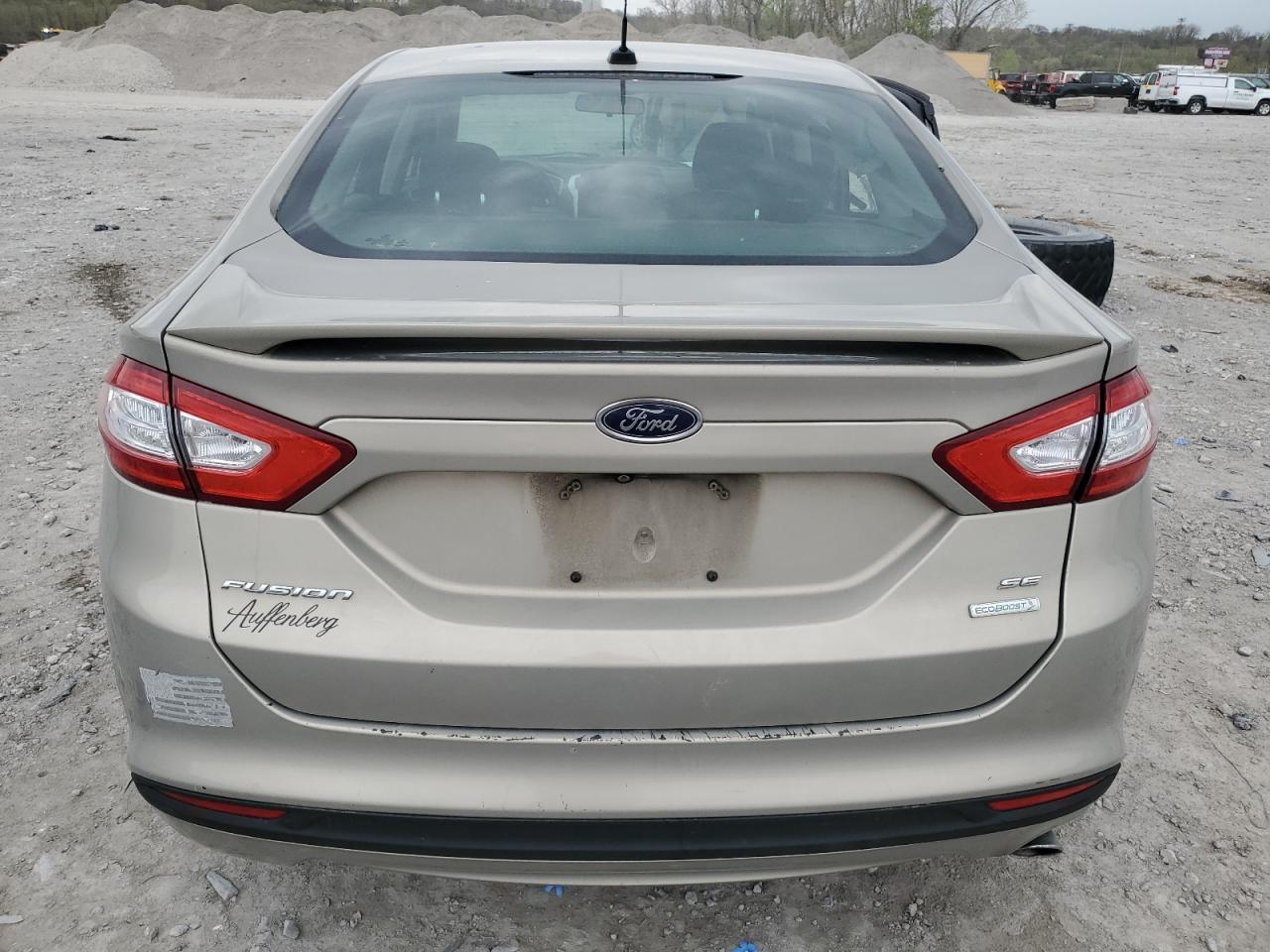 2015 Ford Fusion Se - Фото 6