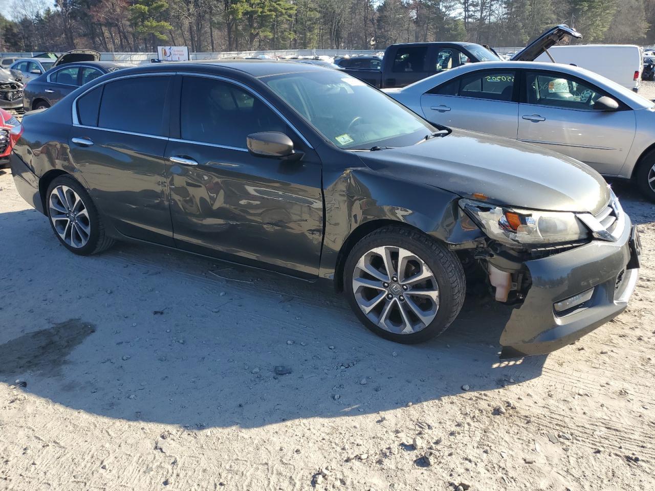 2014 Honda Accord Sport - Image 4