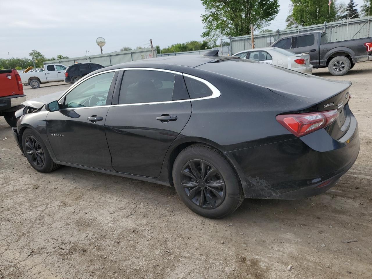 2019 Chevrolet Malibu Lt - Image 2