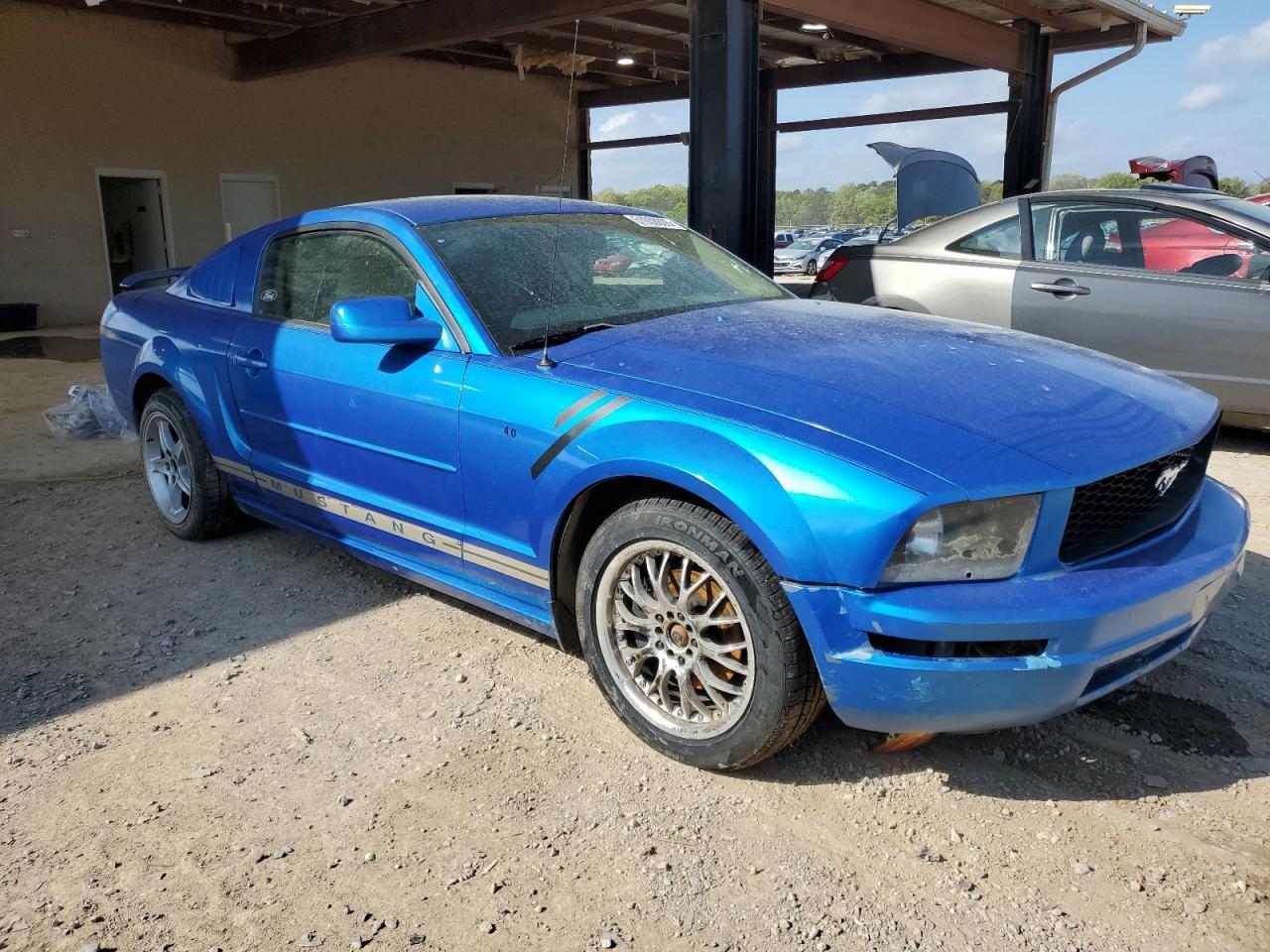2005 Ford Mustang - Фото 4