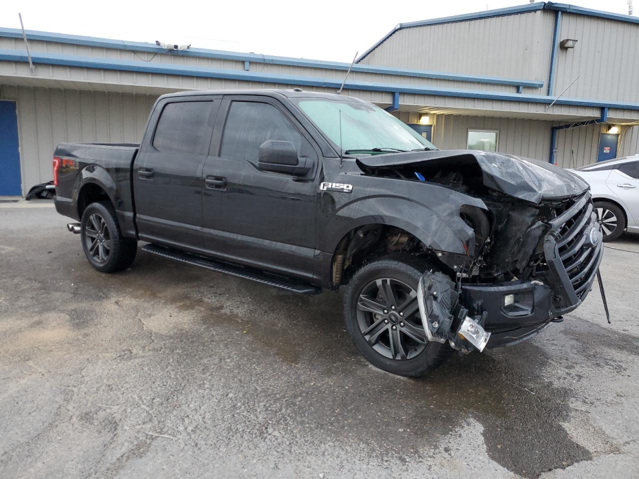 2017 Ford F150 Supercrew - Фото 4