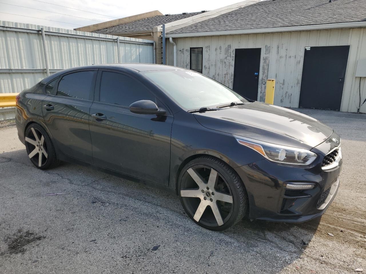 2020 Kia Forte Fe - Фото 4