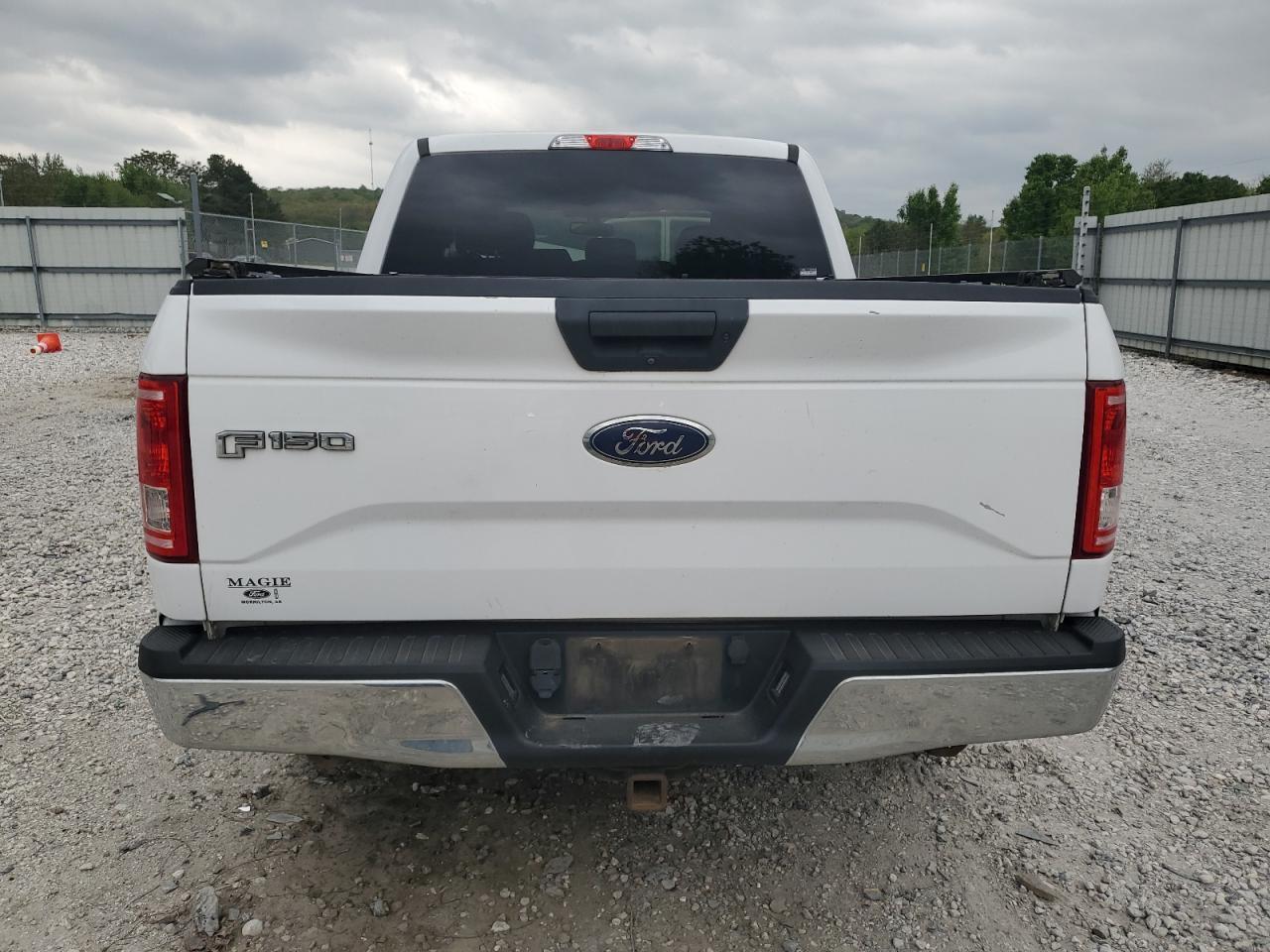 2017 Ford F150 Supercrew - Image 6