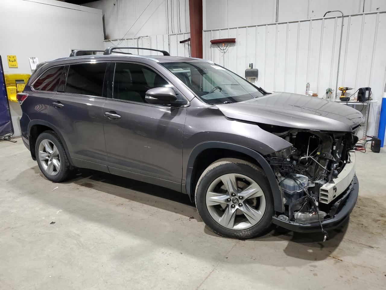 2016 Toyota Highlander Limited - Image 4