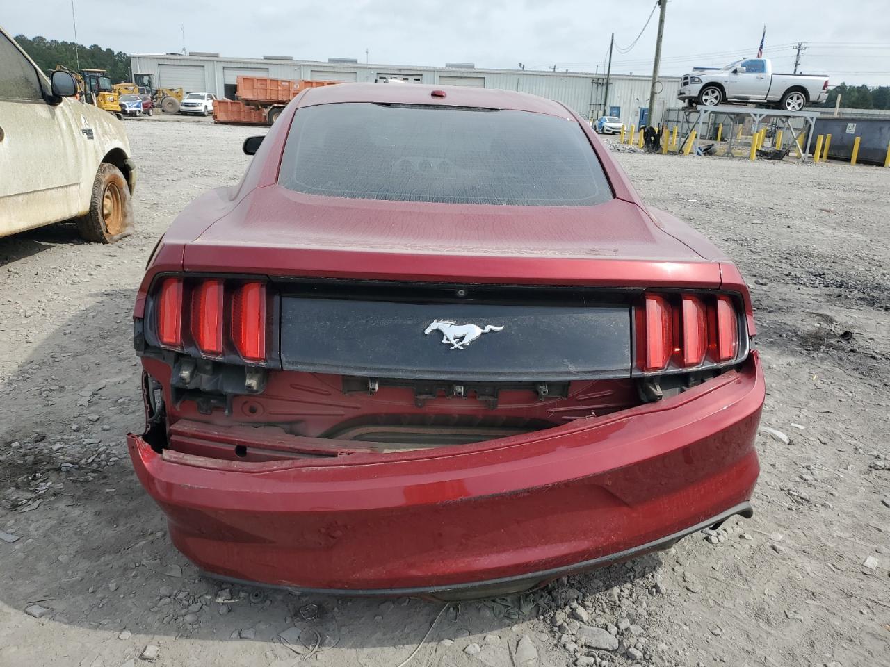 2016 Ford Mustang - Фото 6