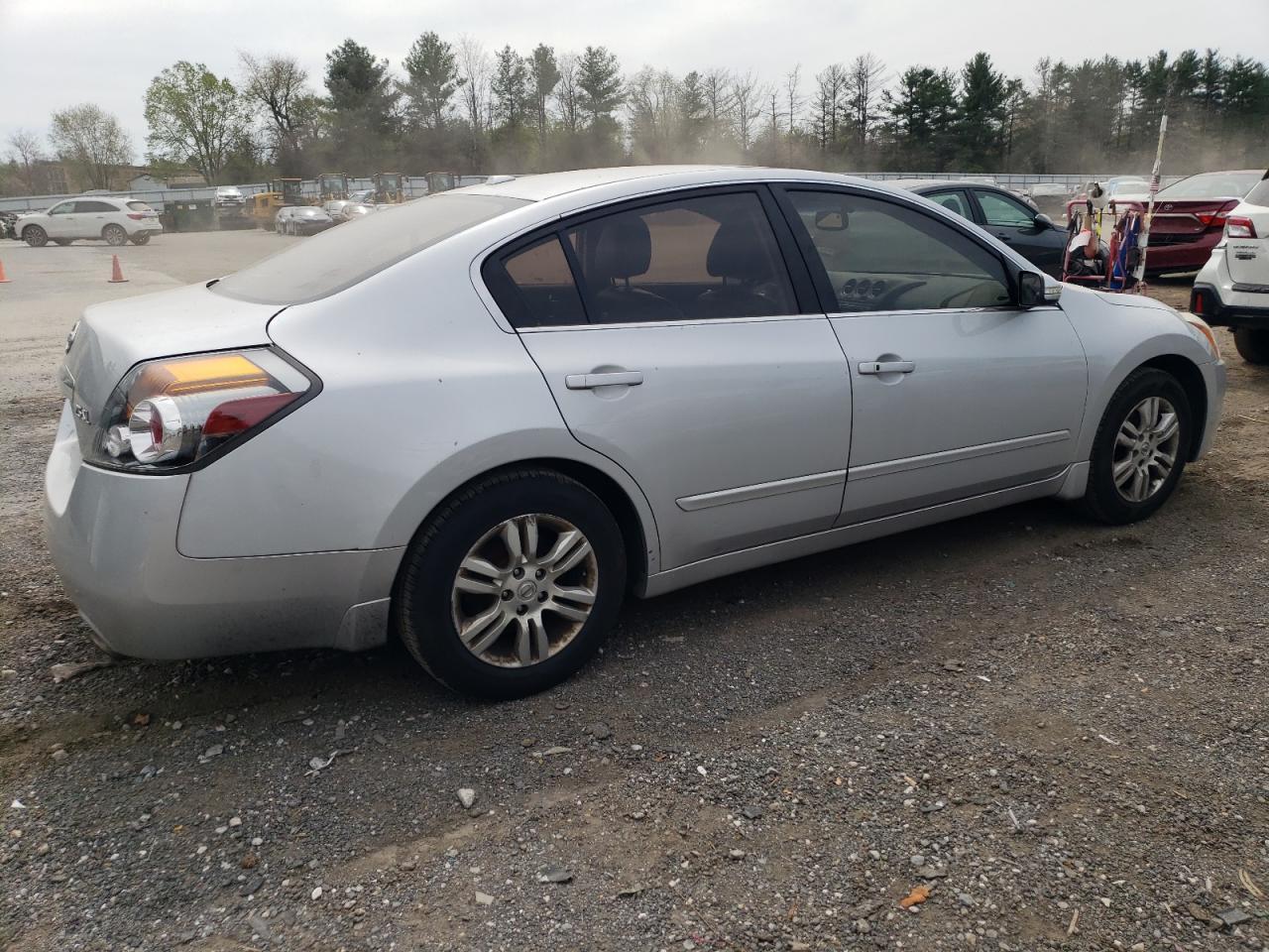 2011 Nissan Altima Base - Фото 3