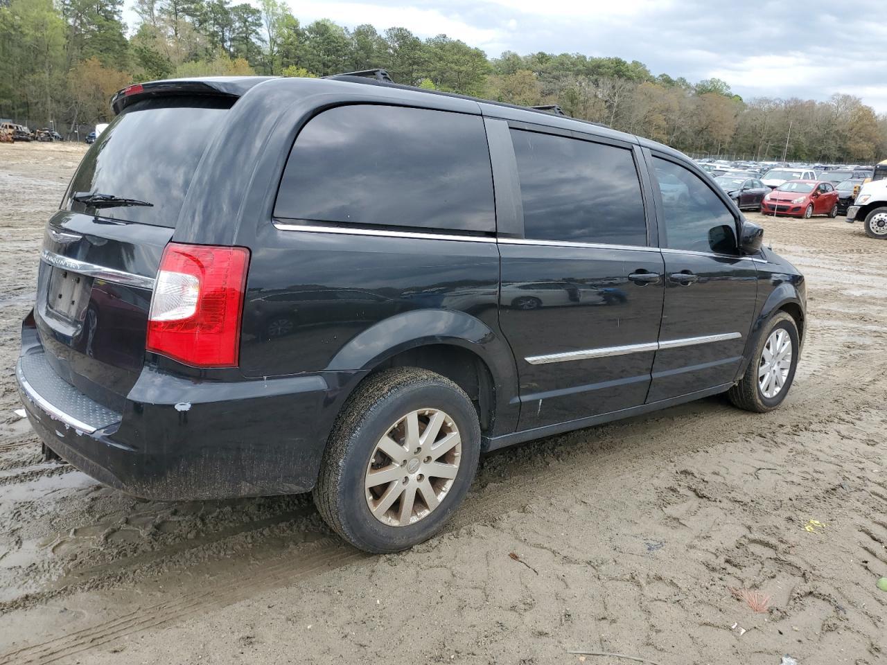 2012 Chrysler Town & Country Touring - Фото 3