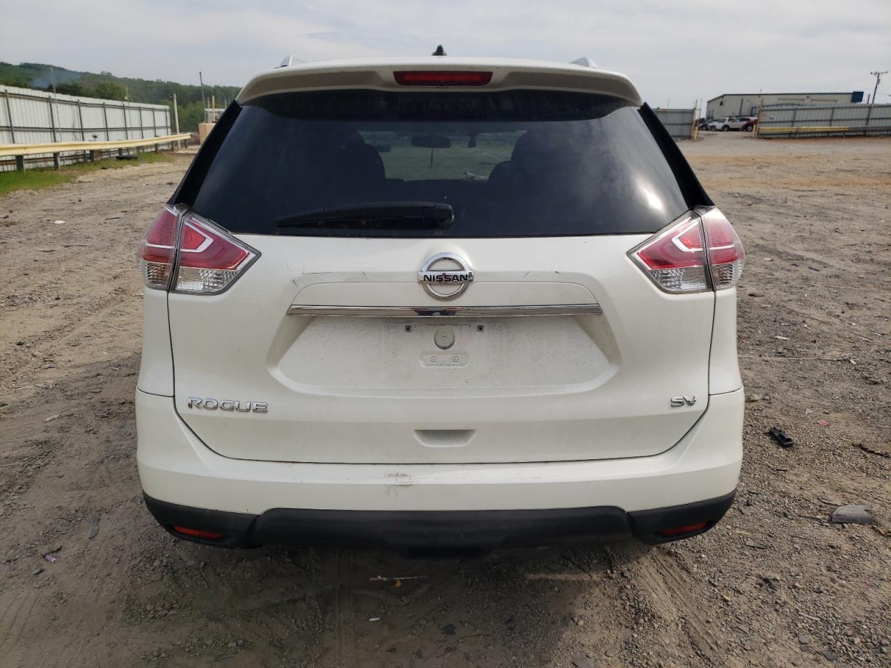 2016 Nissan Rogue S - Image 6