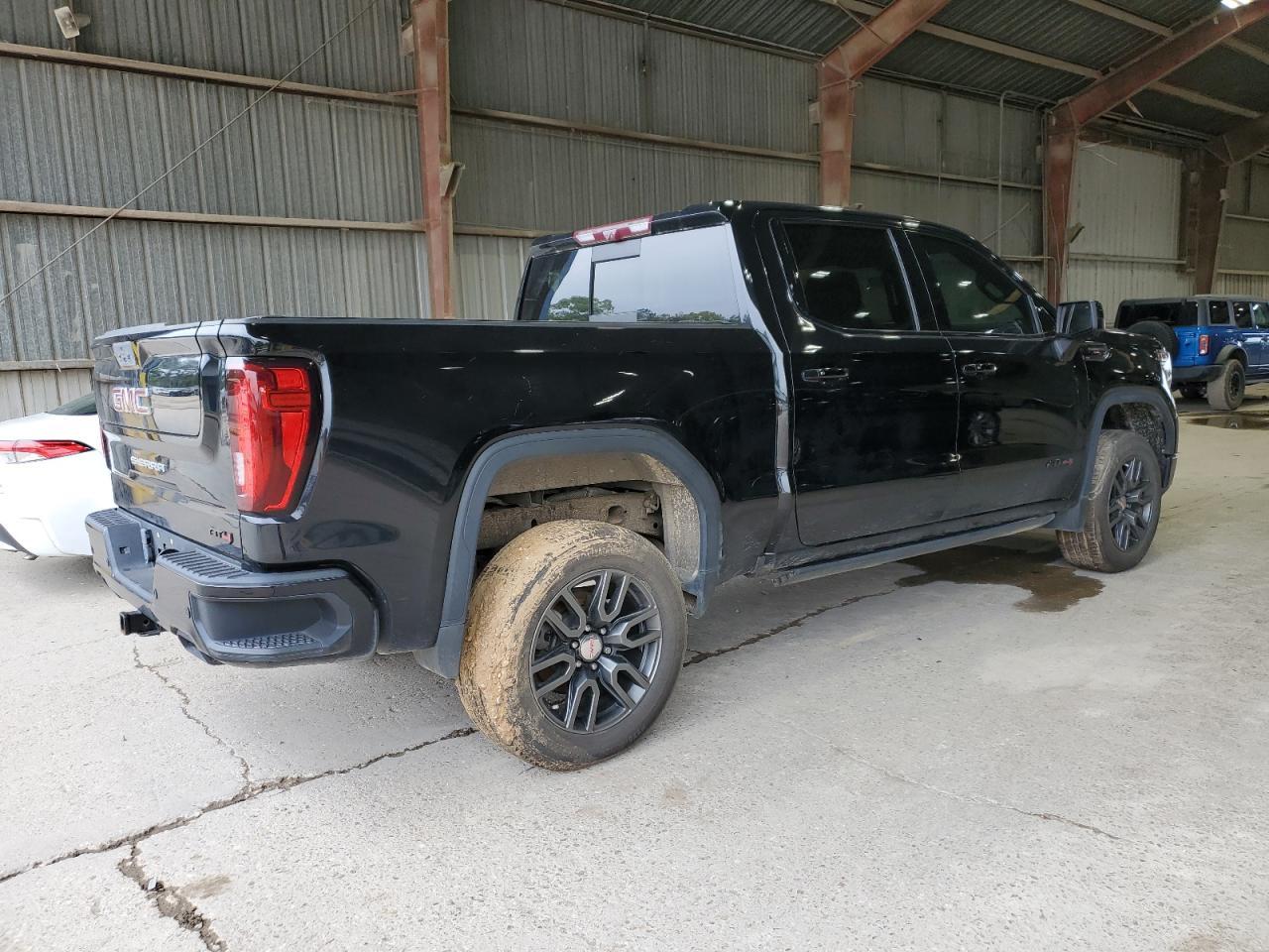 2021 GMC Sierra K1500 At4 - Фото 3