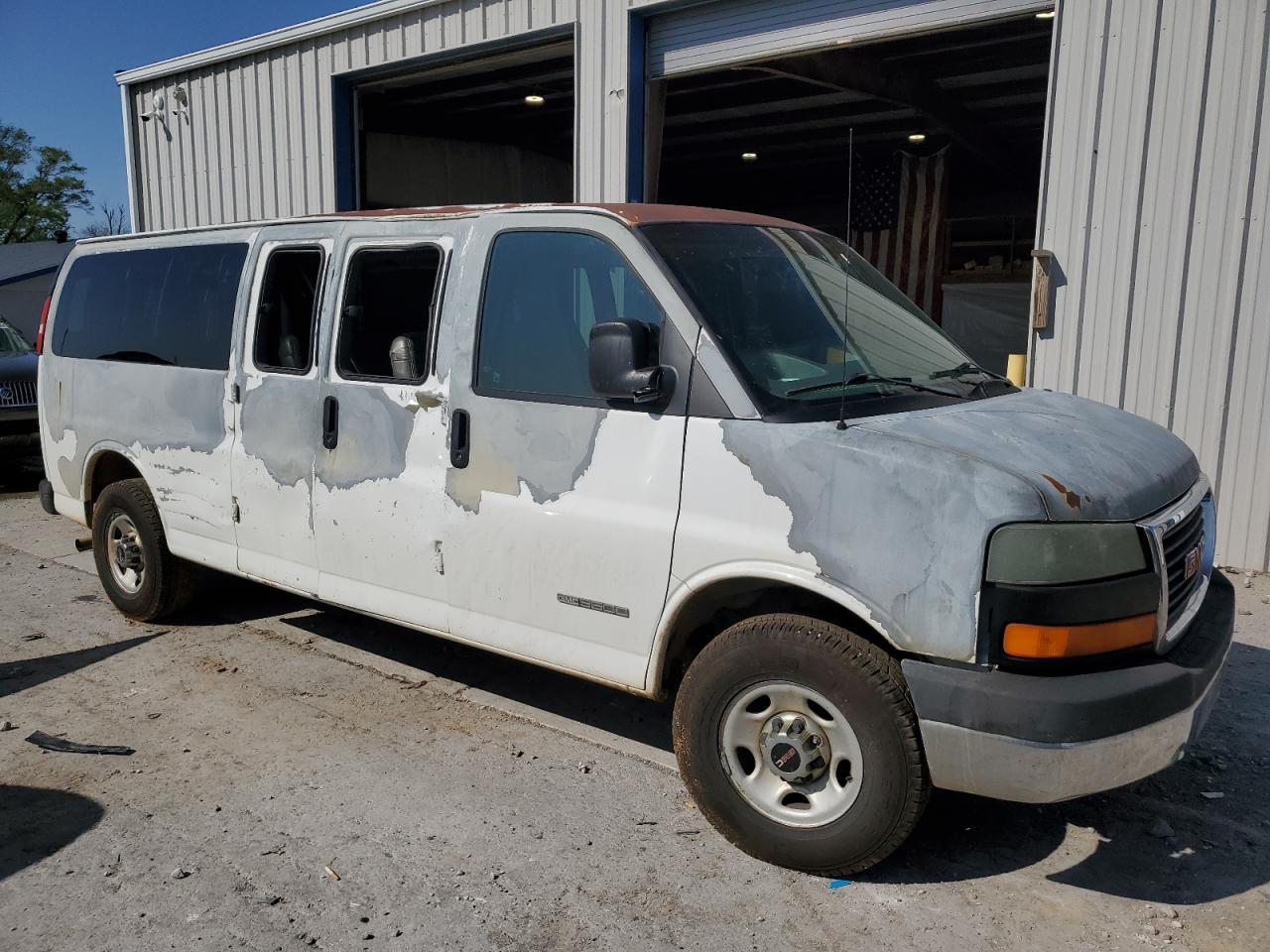 2003 GMC Savana G3500 - Фото 4