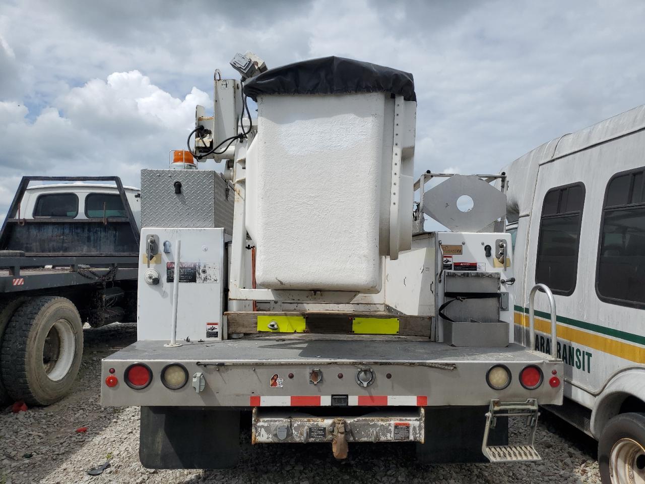 2013 Ford F450 Super Duty - Image 6