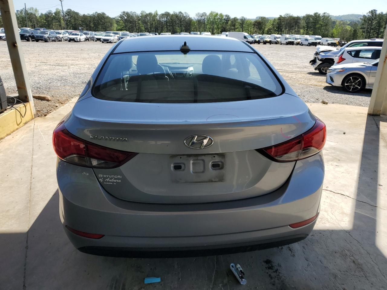 2016 Hyundai Elantra Se - Фото 6
