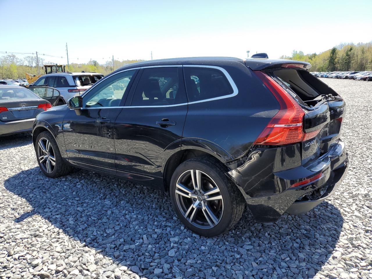 2018 Volvo Xc60 T6 Momentum - Фото 2