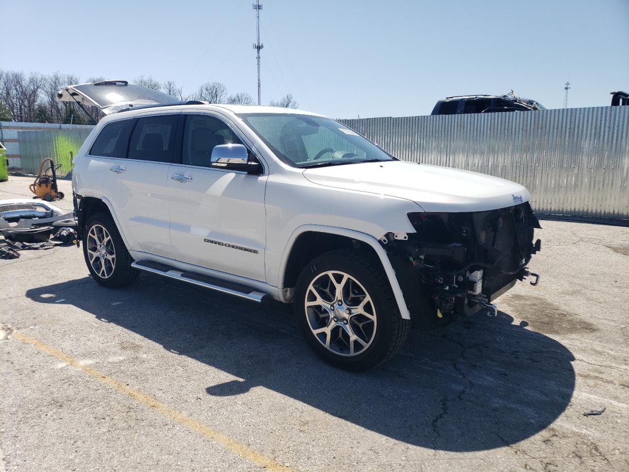 2020 Jeep Grand Cherokee Overland - Фото 4
