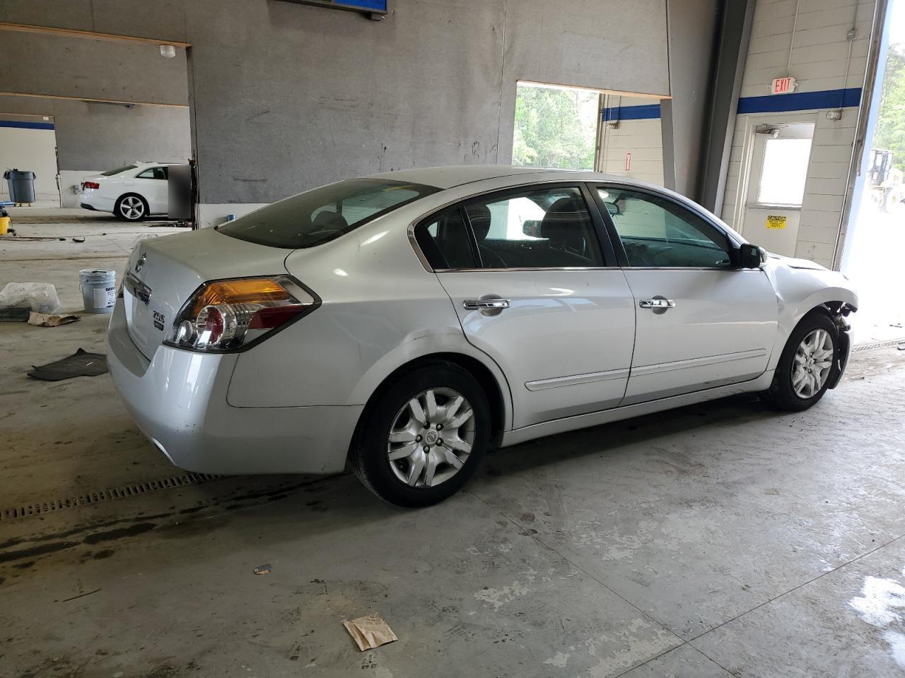 2012 Nissan Altima Base - Image 3