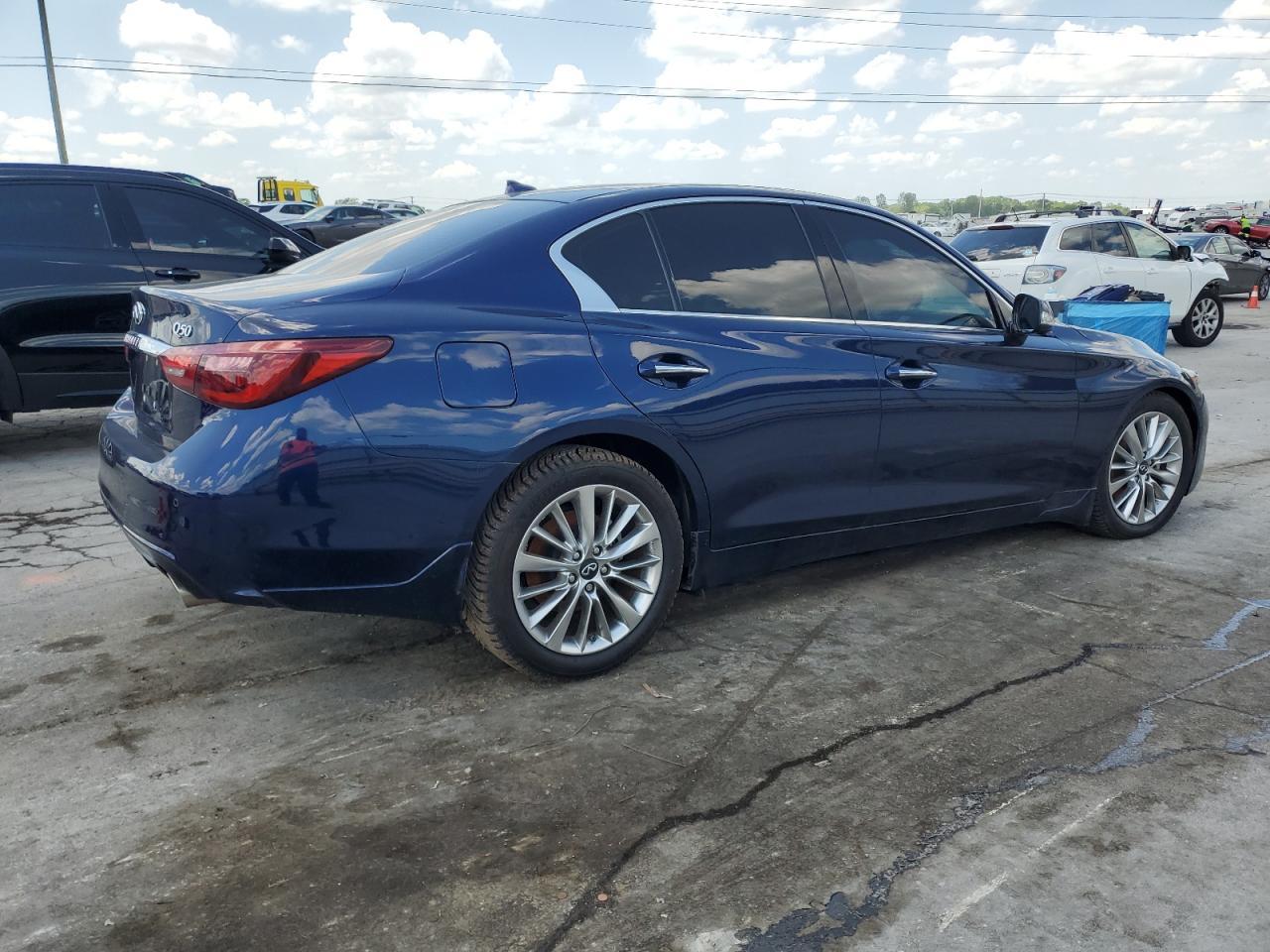 2021 Infiniti Q50 Luxe - Image 3