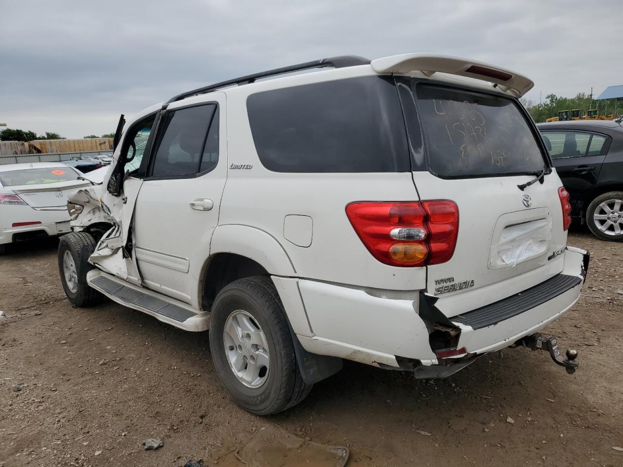 2002 Toyota Sequoia Limited - Фото 2