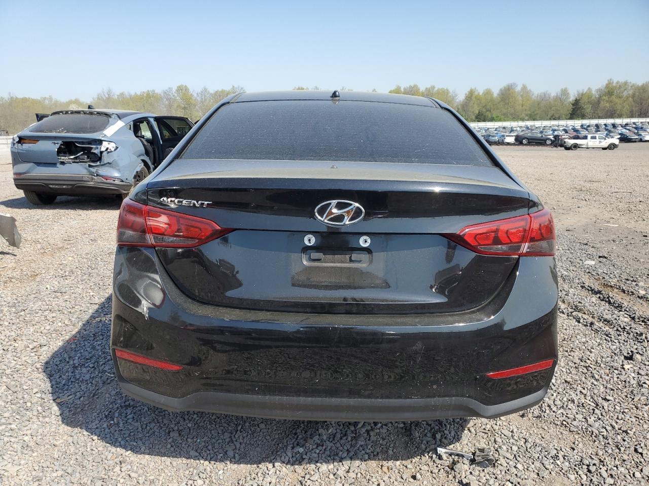2021 Hyundai Accent Se - Фото 6