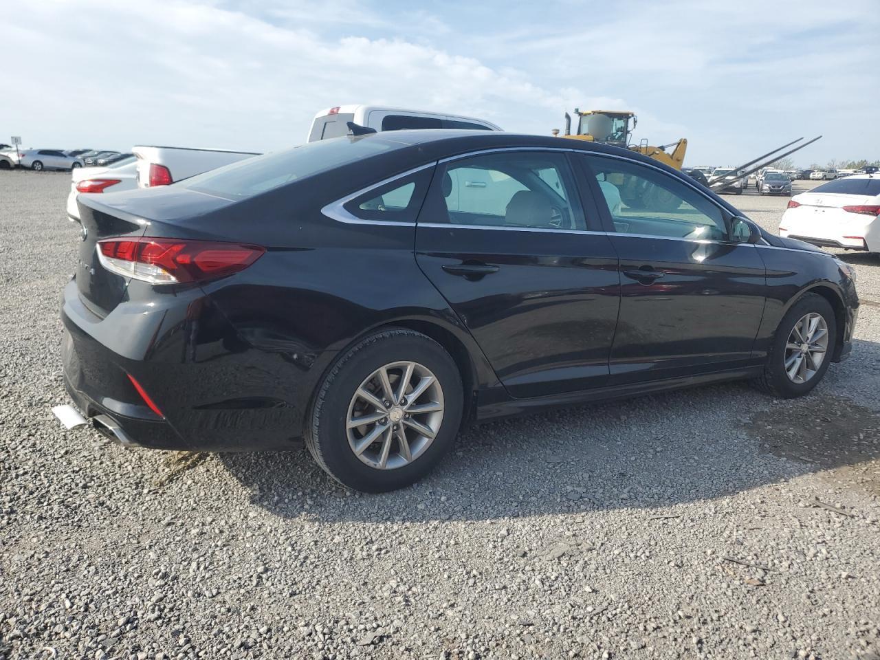 2018 Hyundai Sonata Se - Фото 3