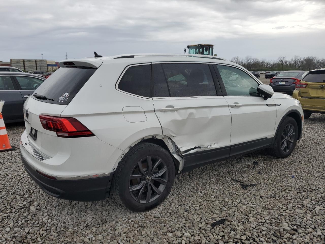 2023 Volkswagen Tiguan Se - Фото 3