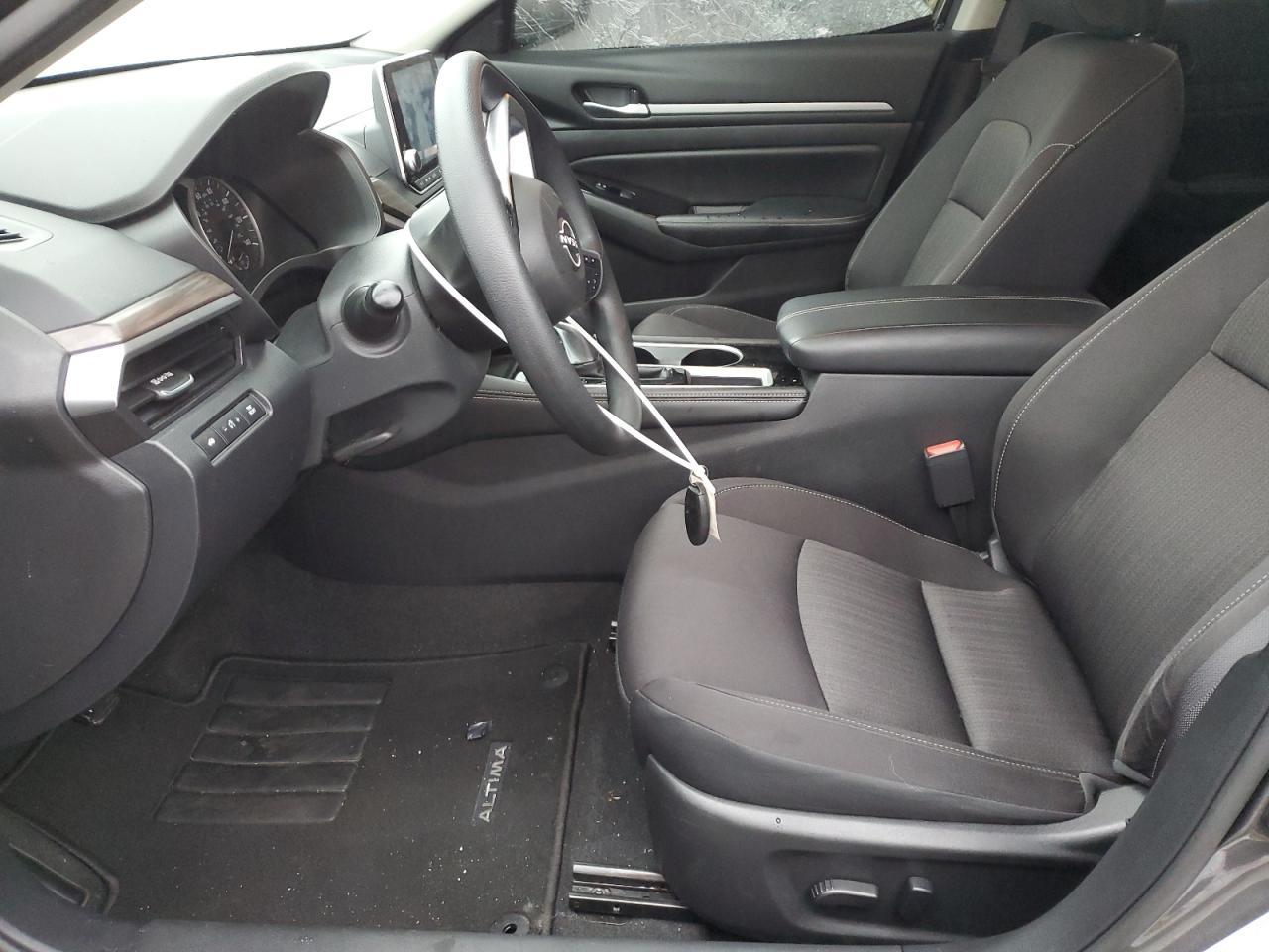 2023 Nissan Altima Sv - Image 7