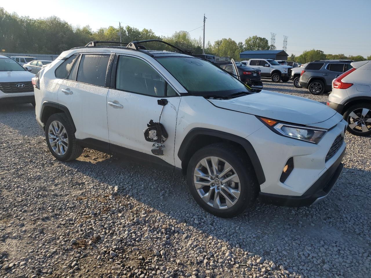 2020 Toyota Rav4 Limited - Image 4