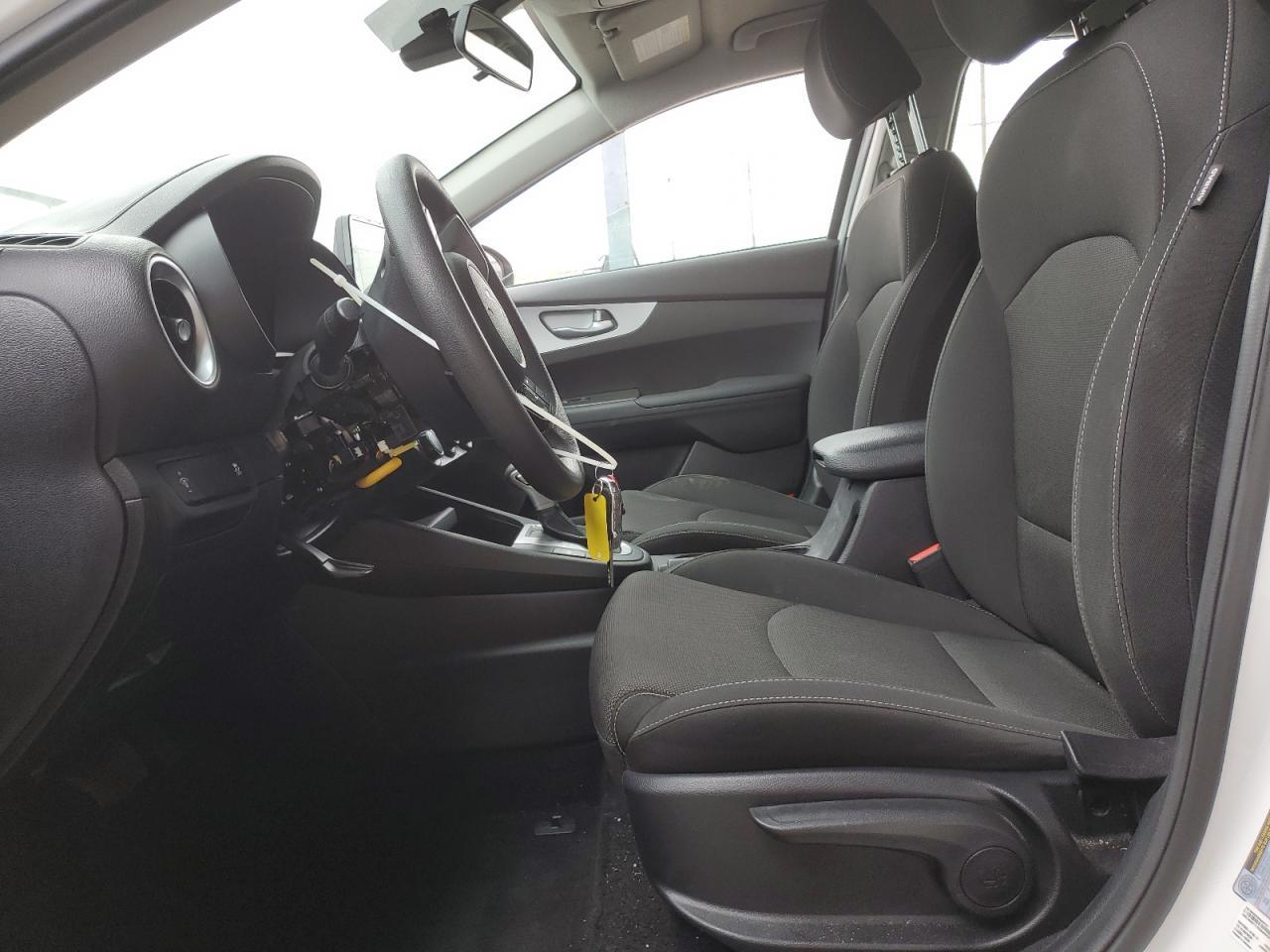 2023 Kia Forte Lx - Фото 7