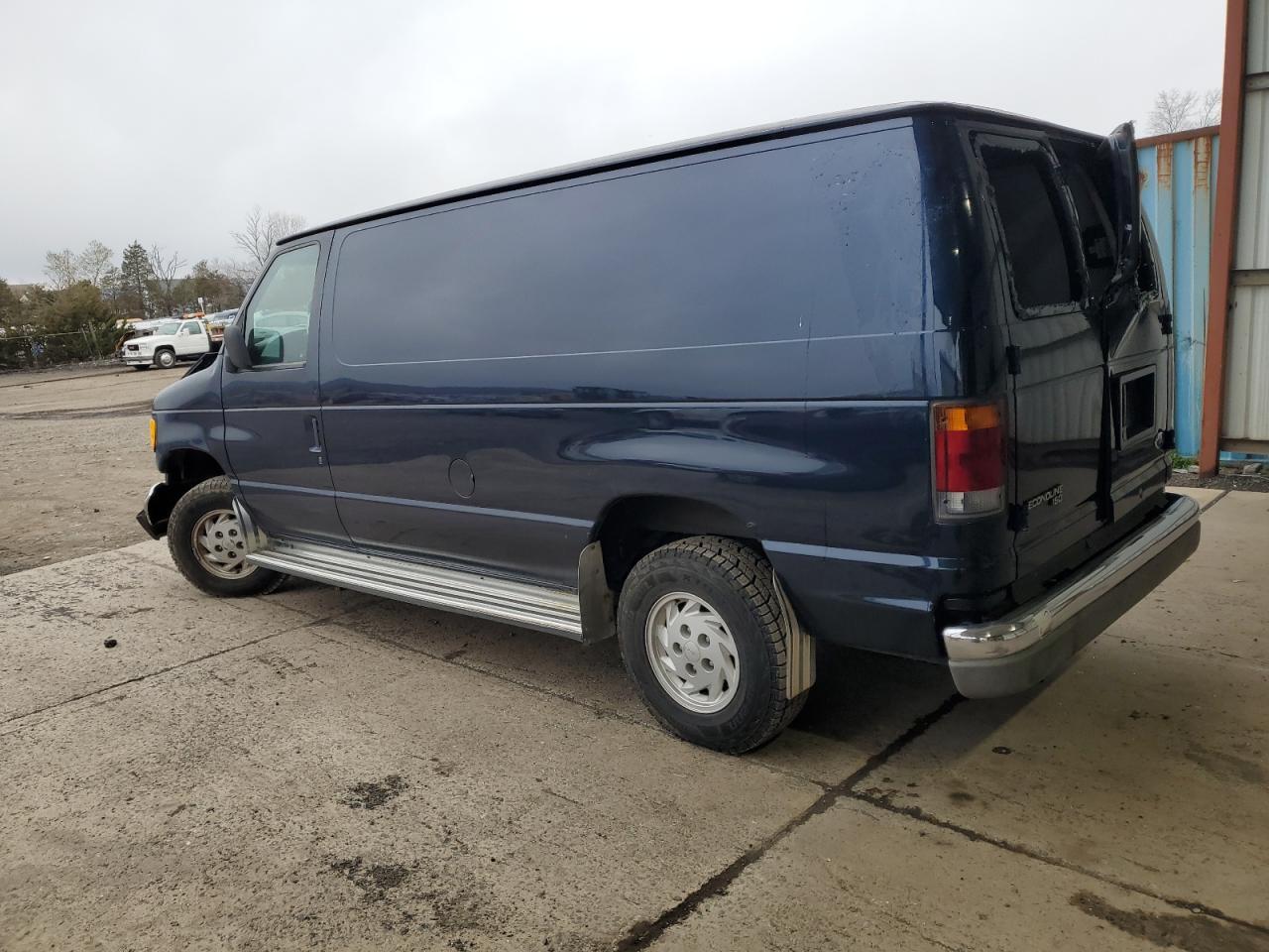 1992 Ford Econoline E150 Van - Фото 2