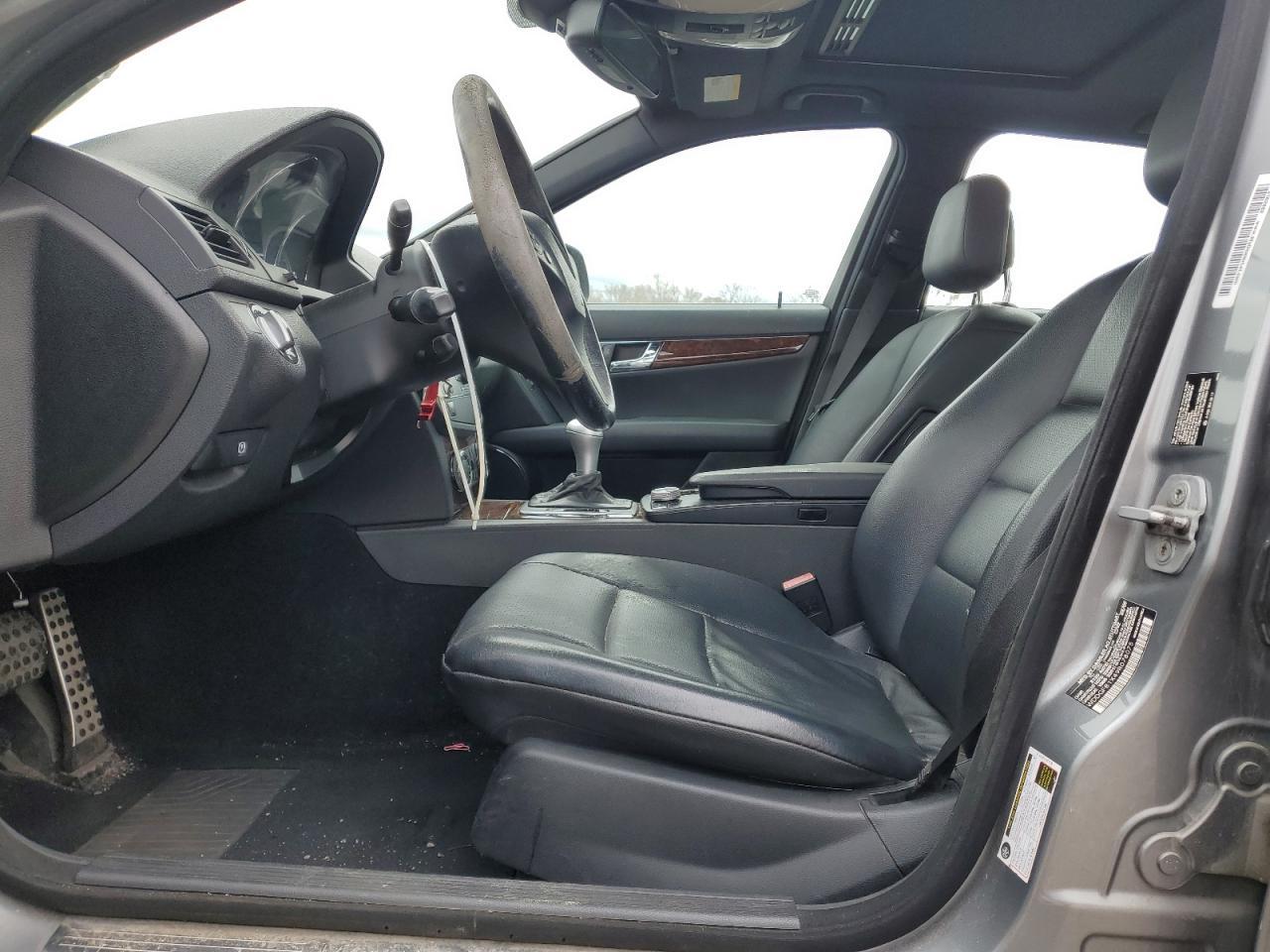 2009 Mercedes-Benz C 300 4Matic - Image 7