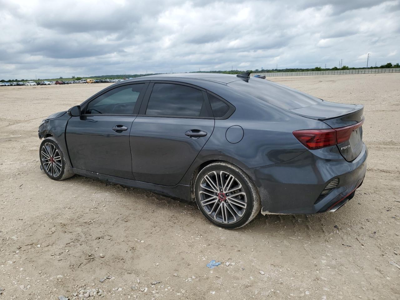 2023 Kia Forte Gt - Фото 2