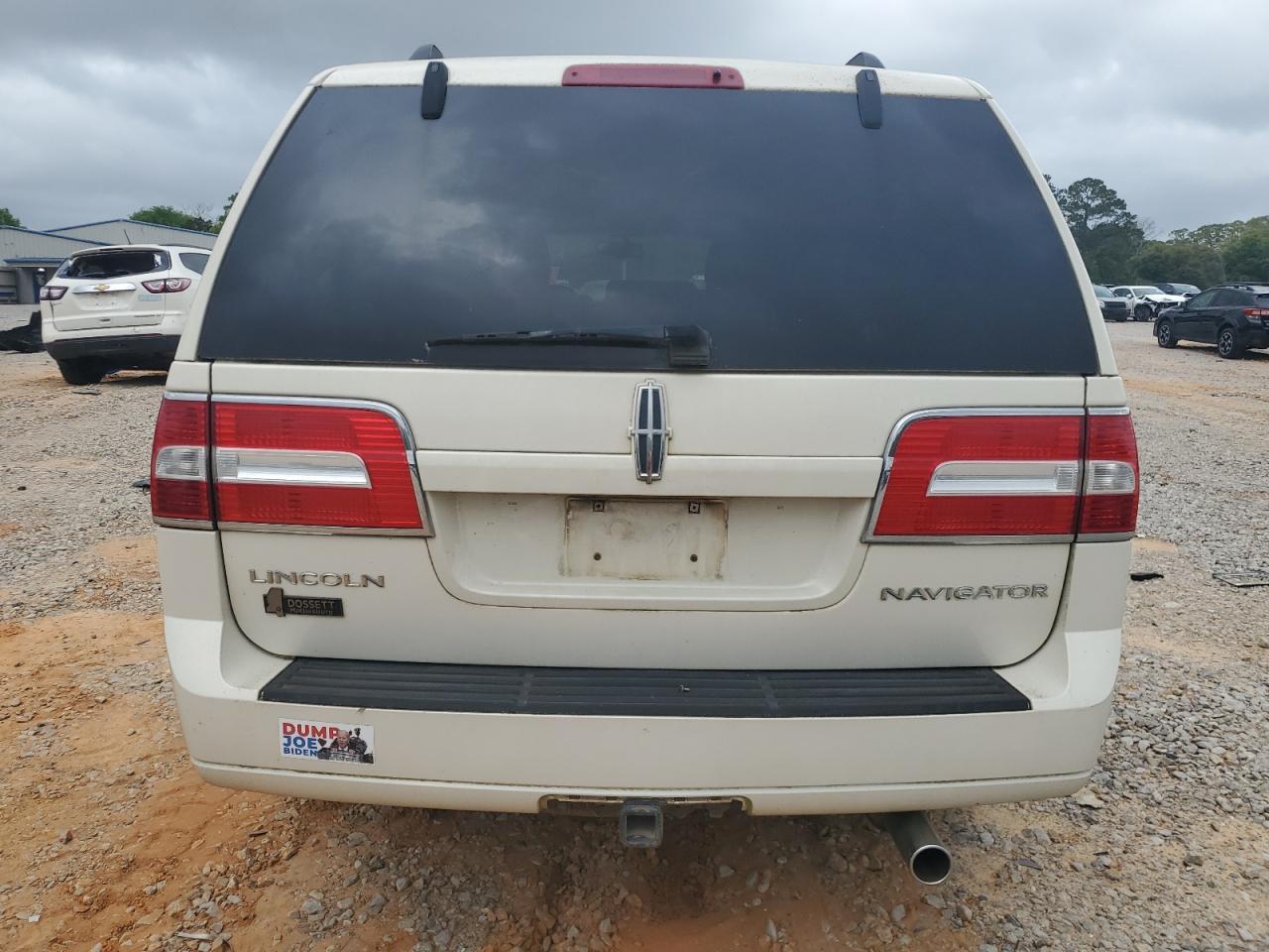 2008 Lincoln Navigator - Image 6