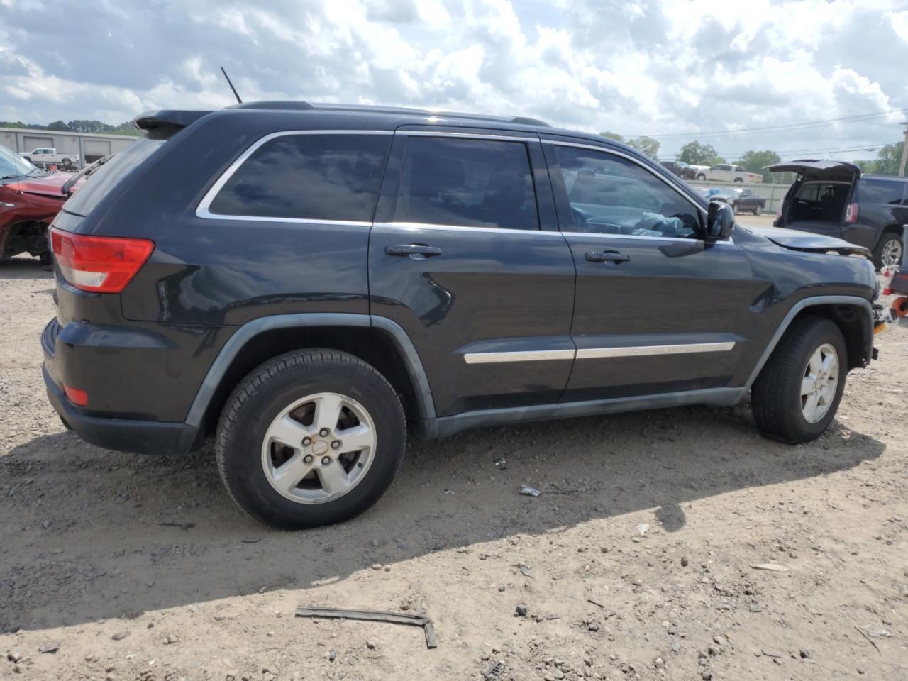 2011 Jeep Grand Cherokee Laredo - Фото 3