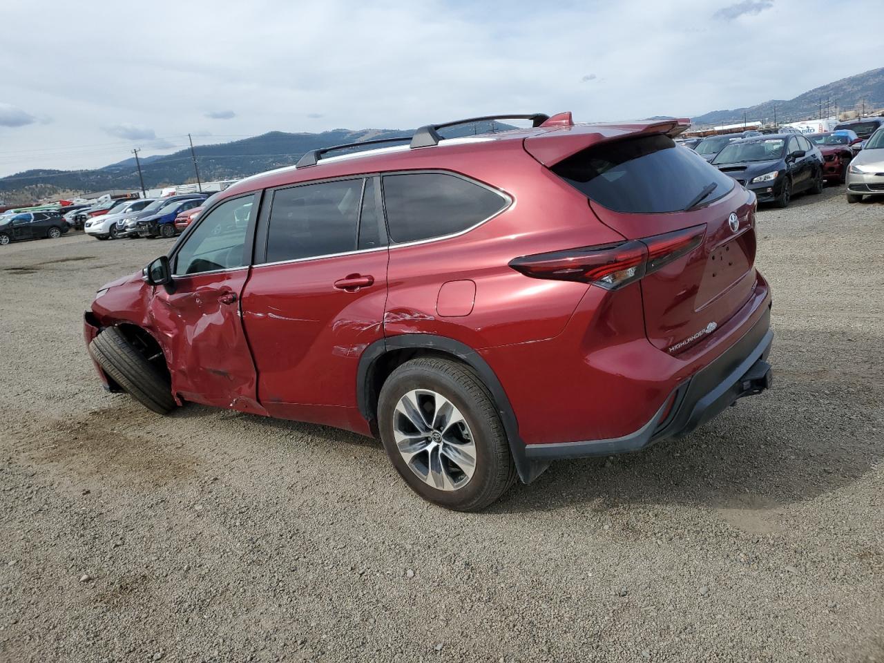 2025 Toyota Highlander Le - Фото 2