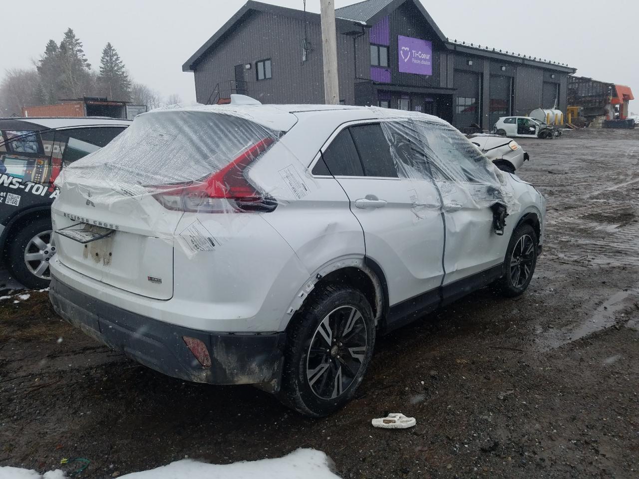 2024 Mitsubishi Eclipse Cross Es - Фото 3