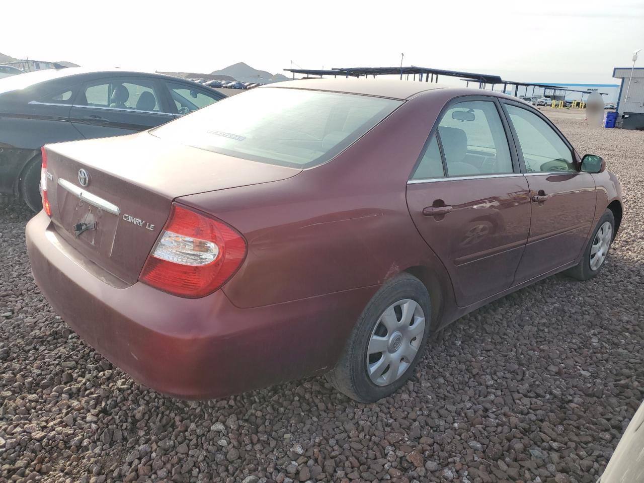 2002 Toyota Camry Le - Фото 3