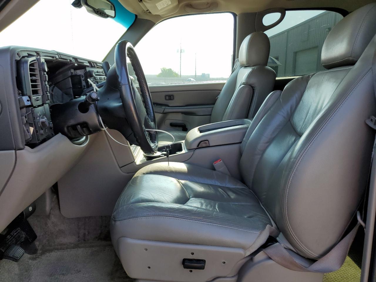 2003 Chevrolet Tahoe K1500 - Image 7