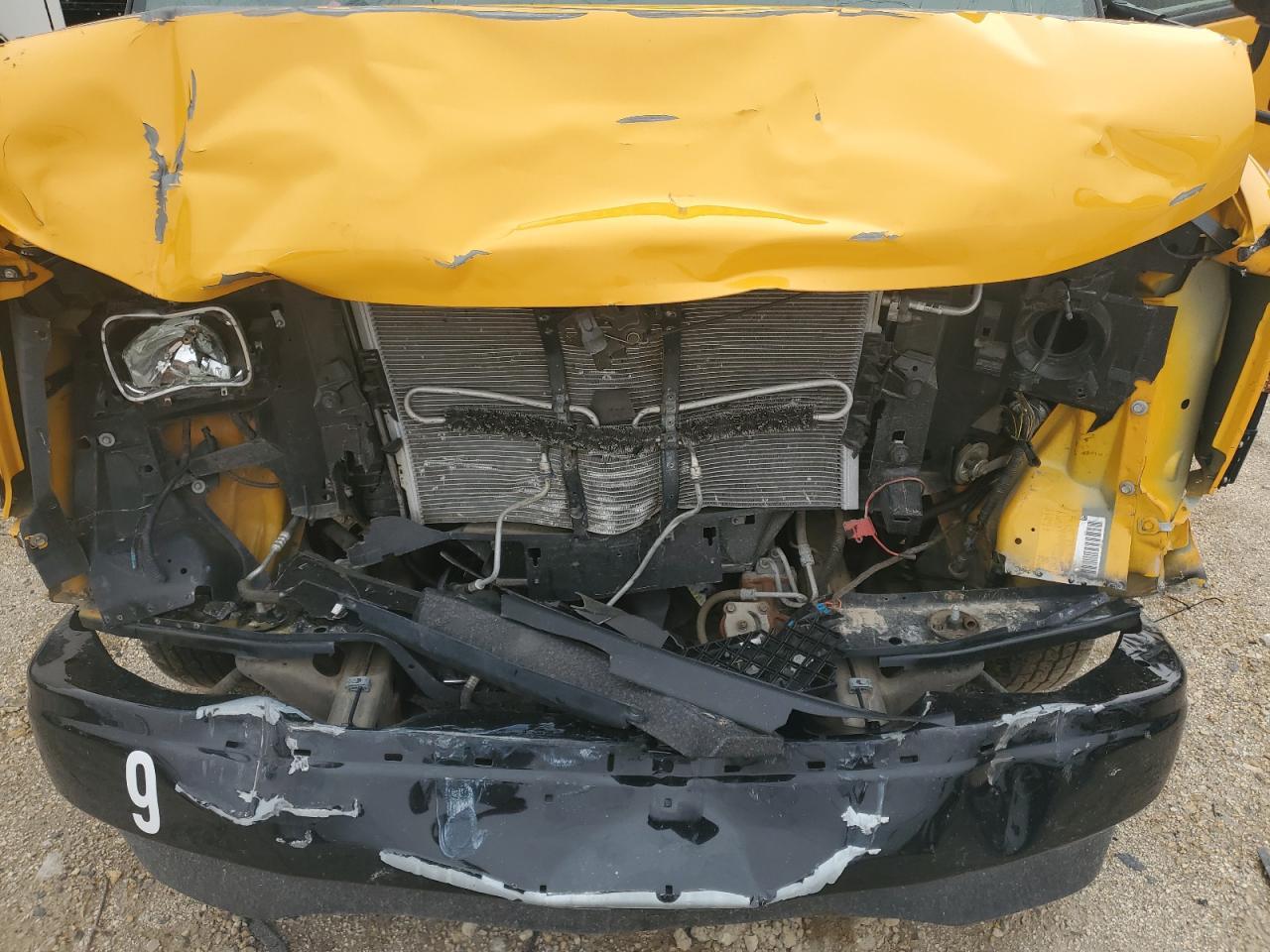 2017 Chevrolet Express G3500 - Фото 7