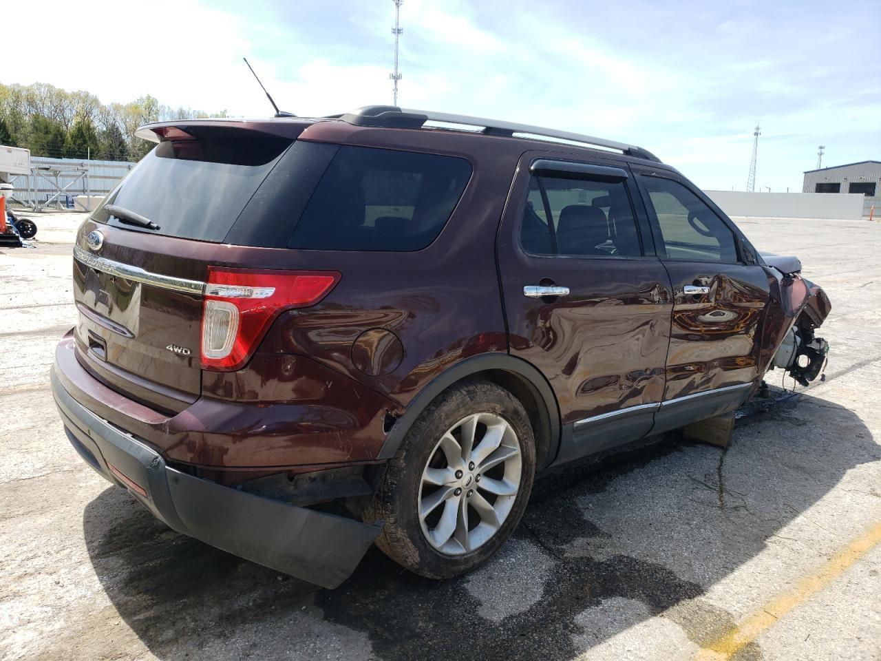 2012 Ford Explorer Xlt - Image 3