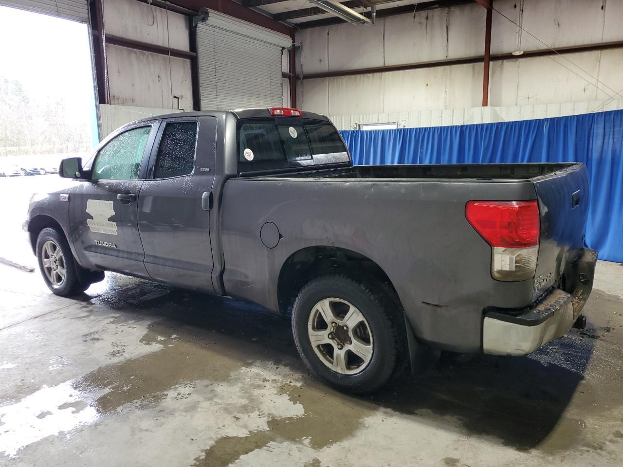 2011 Toyota Tundra Double Cab Sr5 - Фото 2