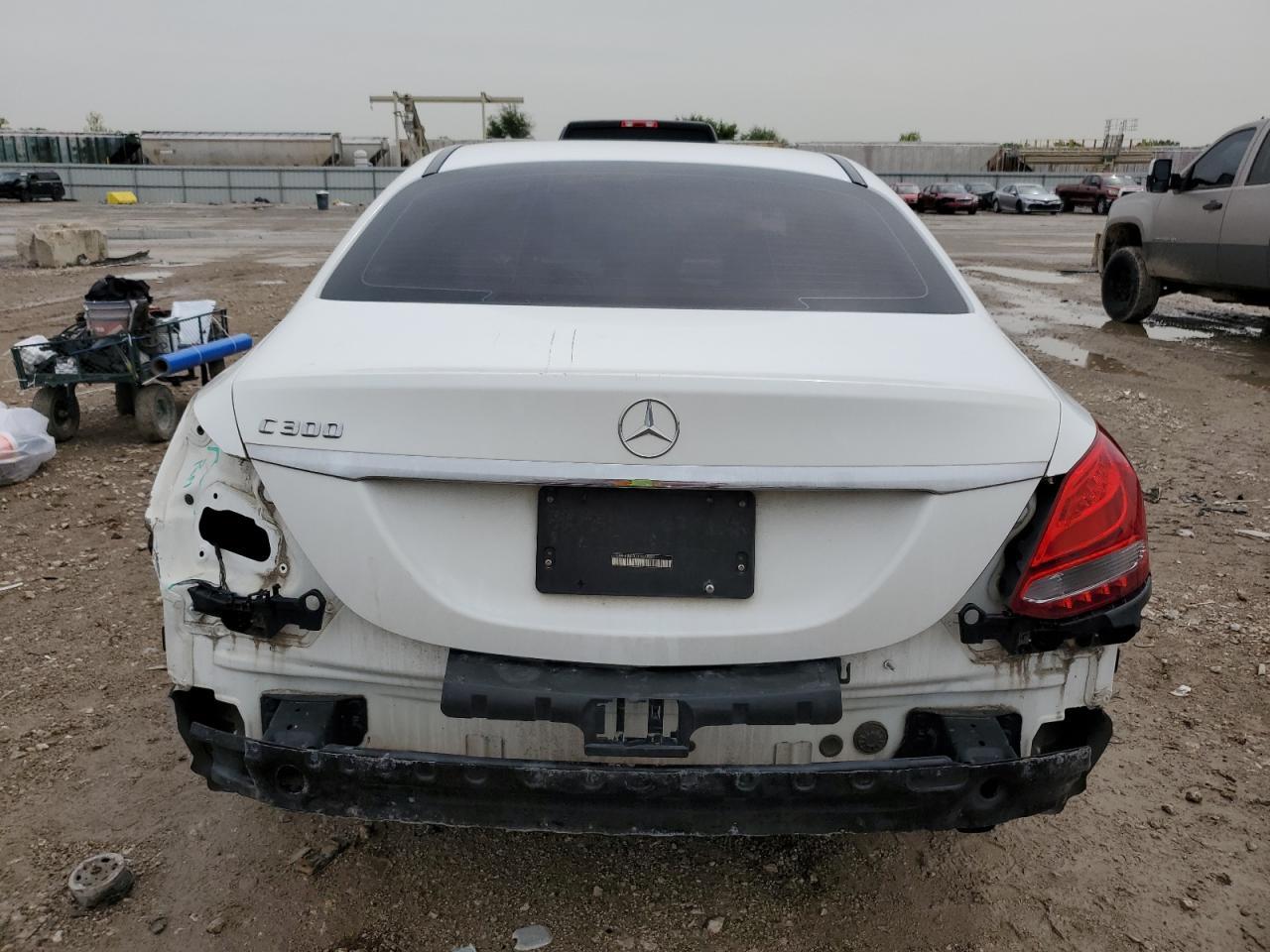 2015 Mercedes-Benz C 300 - Image 6