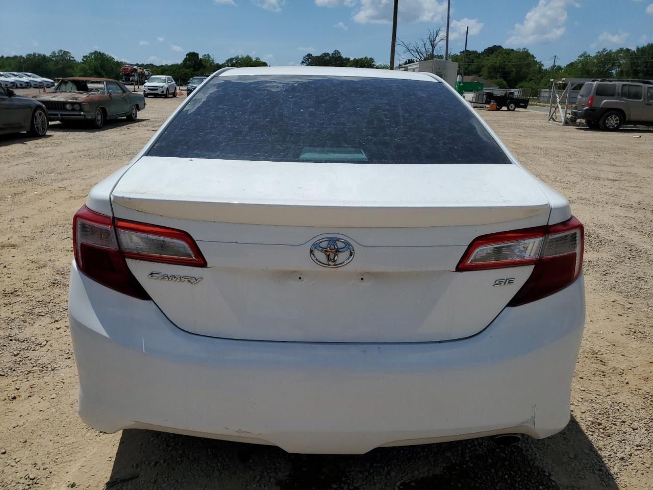 2012 Toyota Camry Base - Фото 6