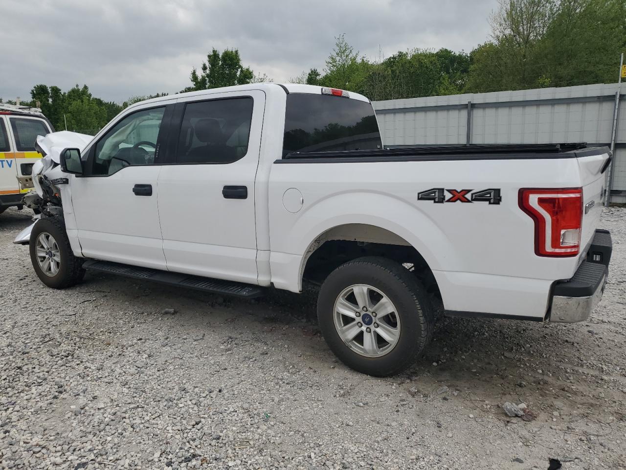 2017 Ford F150 Supercrew - Image 2