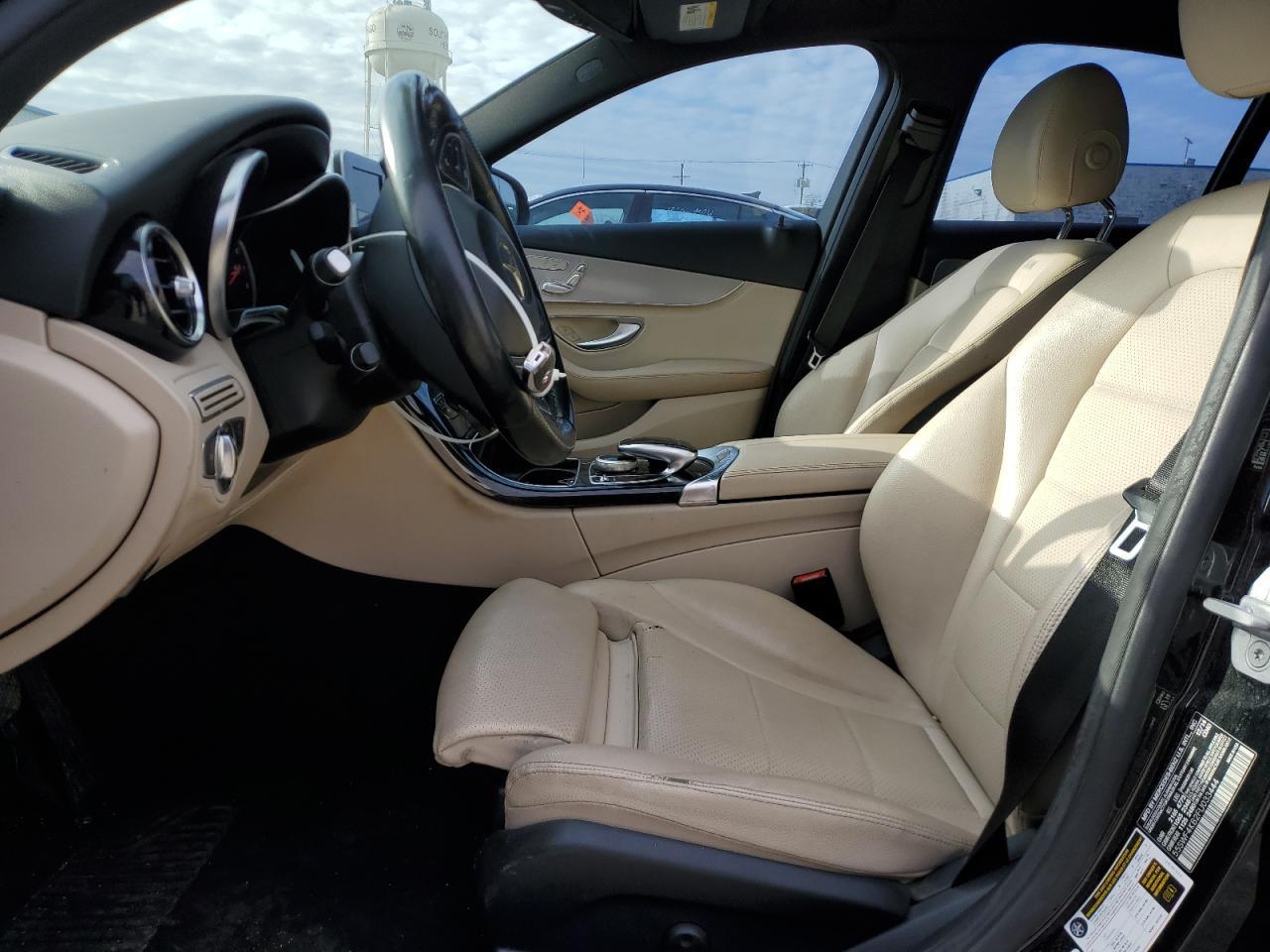 2015 Mercedes-Benz C 300 4Matic - Image 7