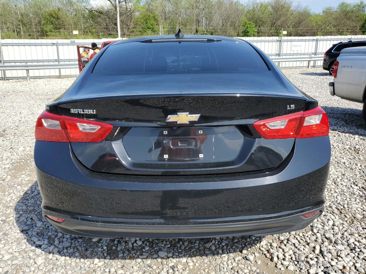 2016 Chevrolet Malibu Ls - Image 6